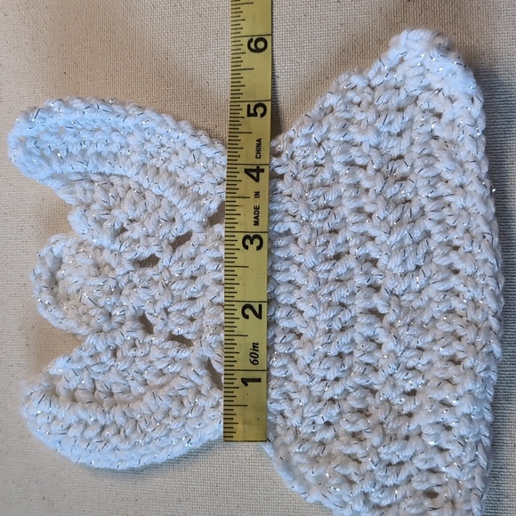 Crocheted Angels 4 handmade white metallic yarn - Picture 7 of 8